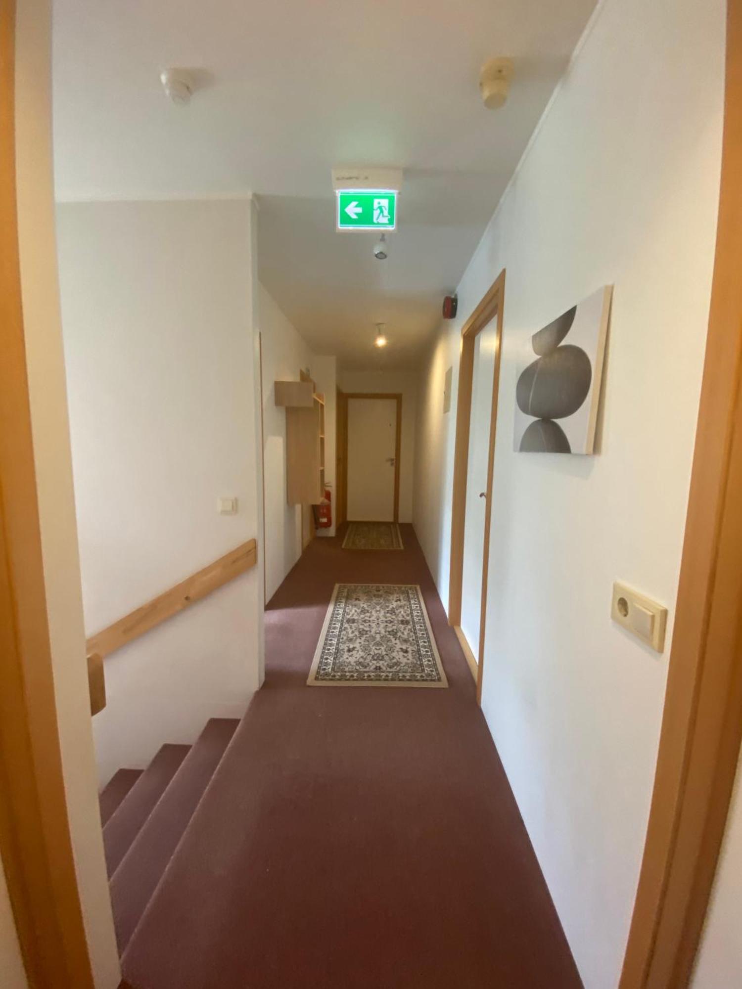 Guesthouse Hraunbaer Athaldalur Buitenkant foto